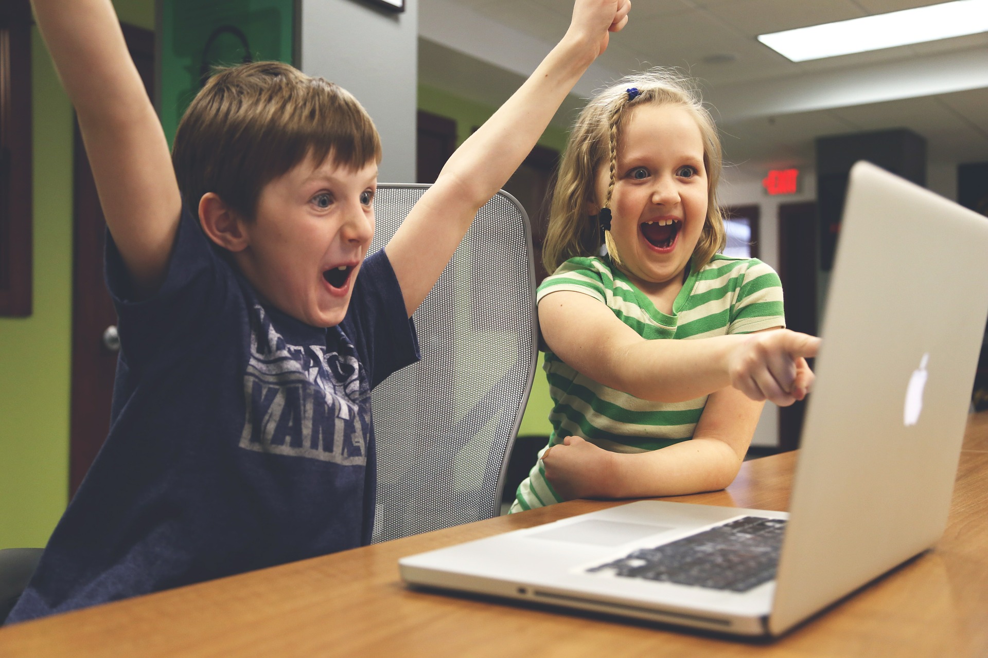 Comment s’inscrire sur un site pour ado ?